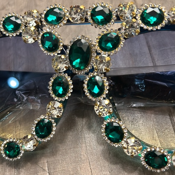 New Oversized Fashion Green Sunglasses - Picture 2 of 7